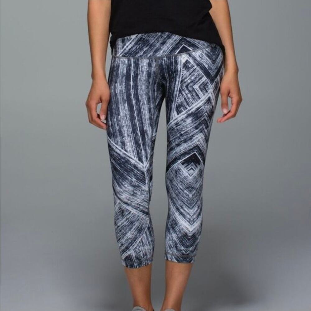 Lululemon Wunder Under Full-On Luon in Stained Glass Love Nightfall leggings